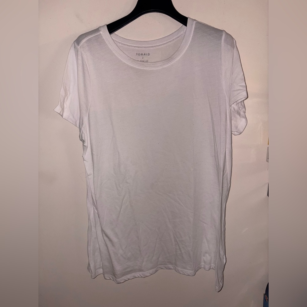 Torrid size 2 white tee